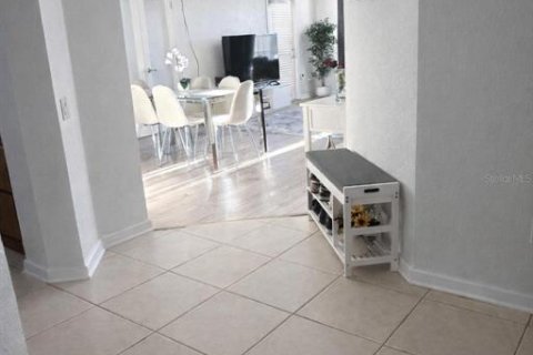 Dúplex en venta en Orlando, Florida, 3 dormitorios, 134.43 m2 № 2091428 - foto 3