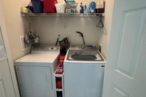 Dúplex en venta en Orlando, Florida, 3 dormitorios, 134.43 m2 № 2091428 - foto 8