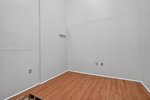 Villa ou maison à vendre à Pinecrest, Floride: 6 chambres, 675.49 m2 № 1956945 - photo 22