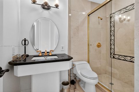 Villa ou maison à vendre à Pinecrest, Floride: 6 chambres, 675.49 m2 № 1956945 - photo 24