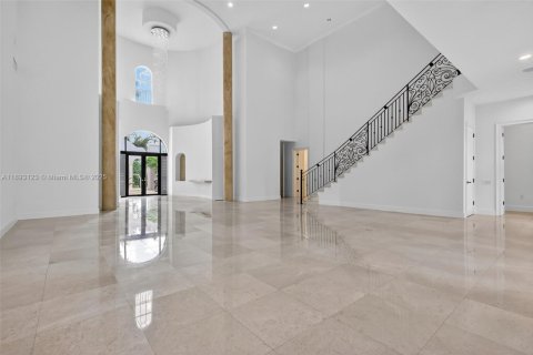 Villa ou maison à vendre à Pinecrest, Floride: 6 chambres, 675.49 m2 № 1956945 - photo 8