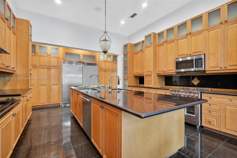 Villa ou maison à vendre à Pinecrest, Floride: 6 chambres, 675.49 m2 № 1956945 - photo 12