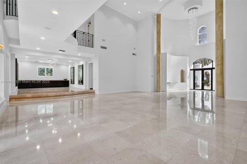 Villa ou maison à vendre à Pinecrest, Floride: 6 chambres, 675.49 m2 № 1956945 - photo 9