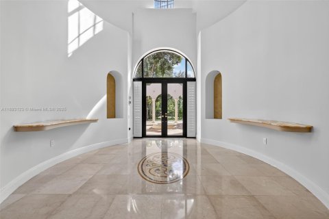 Villa ou maison à vendre à Pinecrest, Floride: 6 chambres, 675.49 m2 № 1956945 - photo 7