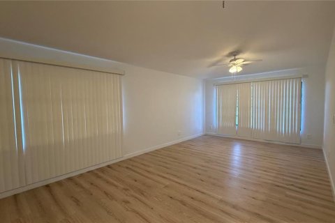 Casa en alquiler en Punta Gorda, Florida, 3 dormitorios, 147.34 m2 № 1853899 - foto 5