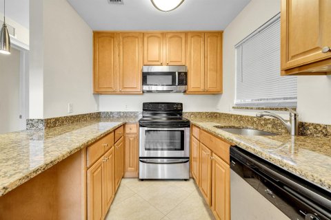 Appartement à louer à Pompano Beach, Floride: 1 chambre, 65.03 m2 № 2303794 - photo 7