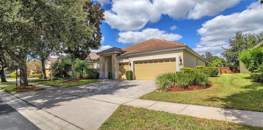 Casa en Ocoee, Florida 3 dormitorios, 231.05 m2 № 2096646