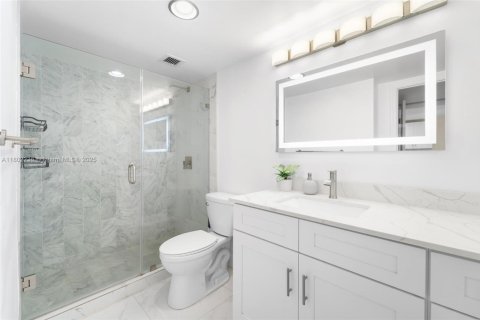 Condo in Aventura, Florida, 1 bedroom  № 1768358 - photo 3