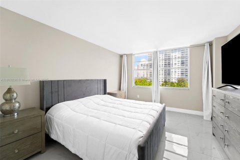 Condo in Aventura, Florida, 1 bedroom  № 1768358 - photo 4