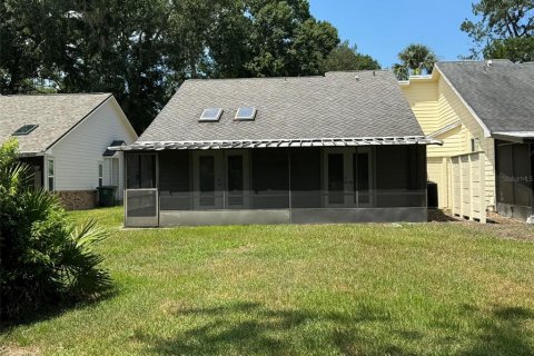 Condo in Daytona Beach, Florida, 2 bedrooms  № 1865817 - photo 16