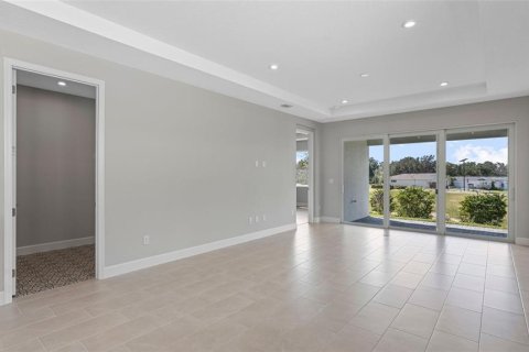 Casa en venta en Lady Lake, Florida, 3 dormitorios, 160.16 m2 № 2151423 - foto 6