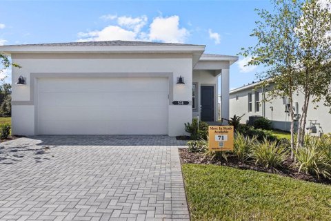 Casa en Lady Lake, Florida 3 dormitorios, 160.16 m2 № 2151423