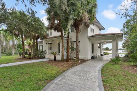 Casa en venta en Umatilla, Florida, 4 dormitorios, 246.93 m2 № 1902318 - foto 3