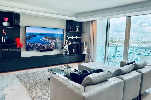 Condominio en venta en Miami Beach, Florida, 1 dormitorio, 93.65 m2 № 1819738 - foto 2