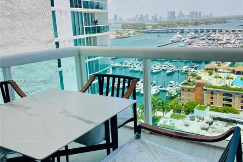 Condominio en venta en Miami Beach, Florida, 1 dormitorio, 93.65 m2 № 1819738 - foto 12