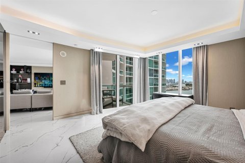 Condo in Miami Beach, Florida, 1 bedroom  № 1819738 - photo 26