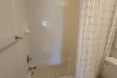 Copropriété à louer à Sarasota, Floride: 2 chambres, 81.38 m2 № 1085166 - photo 18