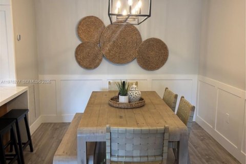 Condominio en alquiler en Doral, Florida, 2 dormitorios, 103.59 m2 № 2042605 - foto 4