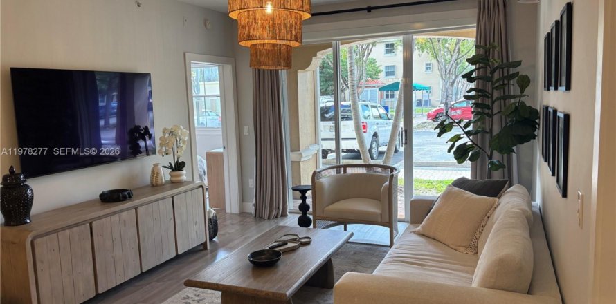 Condominio en Doral, Florida, 2 dormitorios  № 2042605