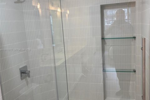 Condominio en alquiler en Doral, Florida, 2 dormitorios, 103.59 m2 № 2042605 - foto 17