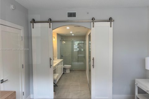 Condominio en alquiler en Doral, Florida, 2 dormitorios, 103.59 m2 № 2042605 - foto 14