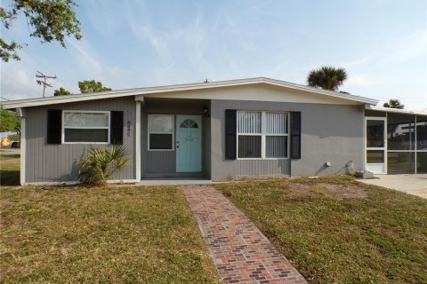Casa en alquiler en North Port, Florida, 3 dormitorios, 101.36 m2 № 1591496 - foto 1