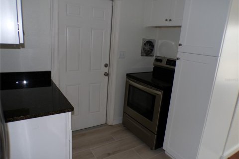 Casa en alquiler en North Port, Florida, 3 dormitorios, 101.36 m2 № 1591496 - foto 19