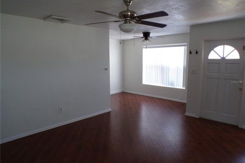 Casa en alquiler en North Port, Florida, 3 dormitorios, 101.36 m2 № 1591496 - foto 12