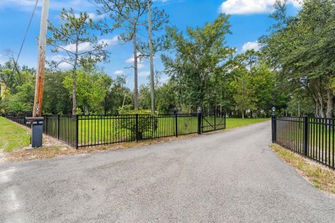 Casa en venta en Orlando, Florida, 3 dormitorios, 236.71 m2 № 1918378 - foto 16