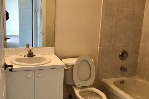 Condominio en venta en Homestead, Florida, 3 dormitorios, 113.43 m2 № 1960279 - foto 15