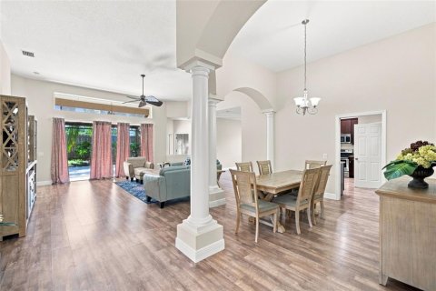 Villa ou maison à vendre à Sarasota, Floride: 3 chambres, 219.34 m2 № 2298374 - photo 8
