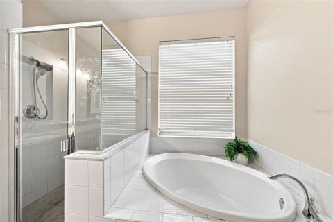 Villa ou maison à vendre à Sarasota, Floride: 3 chambres, 219.34 m2 № 2298374 - photo 23