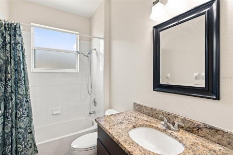 Villa ou maison à vendre à Sarasota, Floride: 3 chambres, 219.34 m2 № 2298374 - photo 26