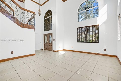 Villa ou maison à vendre à Miami, Floride: 4 chambres, 237.64 m2 № 2011455 - photo 6