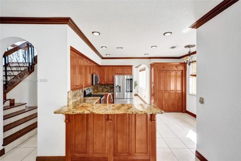 Villa ou maison à vendre à Miami, Floride: 4 chambres, 237.64 m2 № 2011455 - photo 14