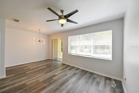 Townhouse in Tampa, Florida 3 bedrooms, 134.06 sq.m. № 1828592 - photo 18