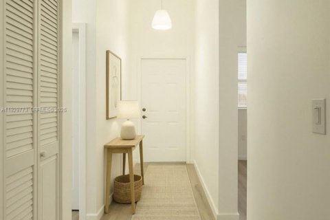 Купить таунхаус в Хайалиа, Флорида 2 спальни, 101.17м2, № 1988801 - фото 6