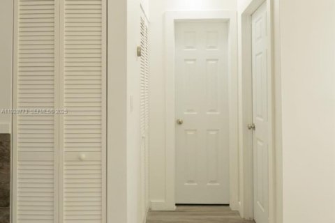 Купить таунхаус в Хайалиа, Флорида 2 спальни, 101.17м2, № 1988801 - фото 11