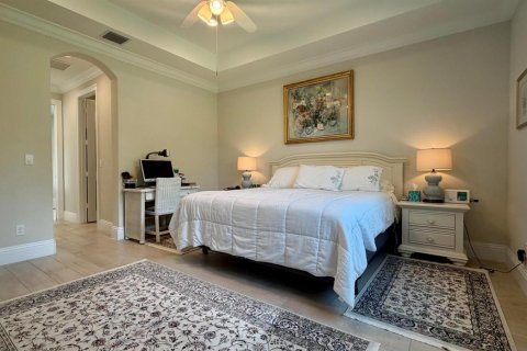 House in Vero Beach, Florida 3 bedrooms, 181.9 sq.m. № 2245776 - photo 17