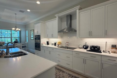 House in Vero Beach, Florida 3 bedrooms, 181.9 sq.m. № 2245776 - photo 13