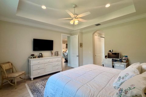 House in Vero Beach, Florida 3 bedrooms, 181.9 sq.m. № 2245776 - photo 19