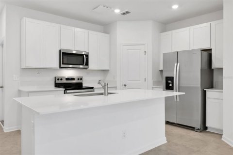 Touwnhouse à vendre à Middleburg, Floride: 3 chambres, 133.13 m2 № 1788997 - photo 17