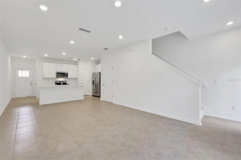 Touwnhouse à vendre à Middleburg, Floride: 3 chambres, 133.13 m2 № 1788997 - photo 9
