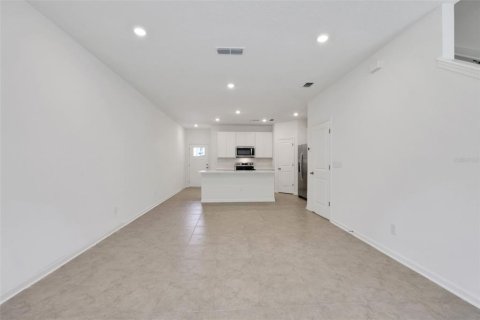 Touwnhouse à vendre à Middleburg, Floride: 3 chambres, 133.13 m2 № 1788997 - photo 10