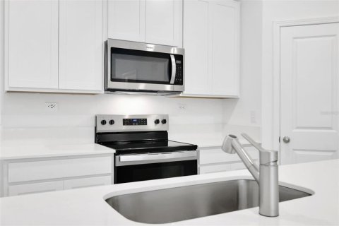 Touwnhouse à vendre à Middleburg, Floride: 3 chambres, 133.13 m2 № 1788997 - photo 12