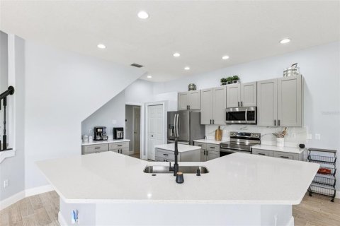 Casa en alquiler en Dade City, Florida, 4 dormitorios, 318.1 m2 № 1833519 - foto 13