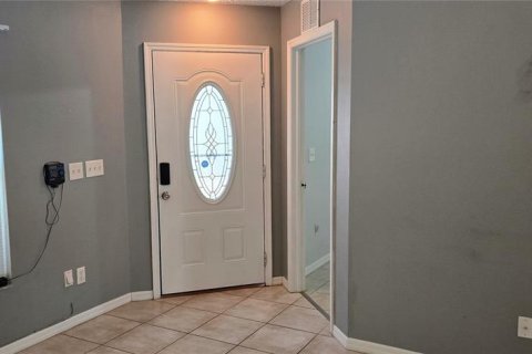 Villa ou maison à louer à Valrico, Floride: 3 chambres, 121.98 m2 № 2156248 - photo 2