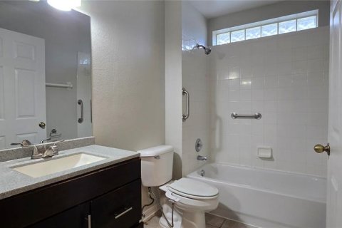 Villa ou maison à louer à Valrico, Floride: 3 chambres, 121.98 m2 № 2156248 - photo 13