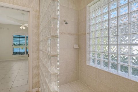 Casa en venta en Lakewood Ranch, Florida, 2 dormitorios, 164.72 m2 № 2384364 - foto 27