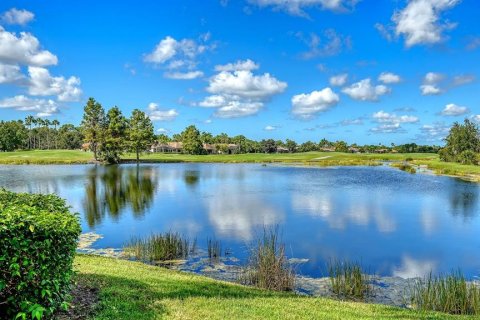 Casa en venta en Lakewood Ranch, Florida, 2 dormitorios, 164.72 m2 № 2384364 - foto 3